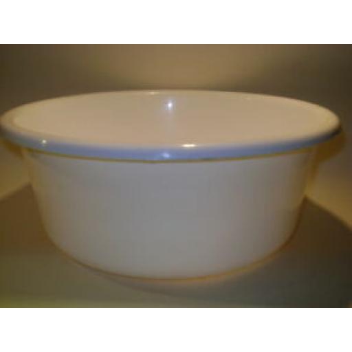 Lucy White Small Round Plastic Washing Up Bowl 28cm 11" Slight Seconds